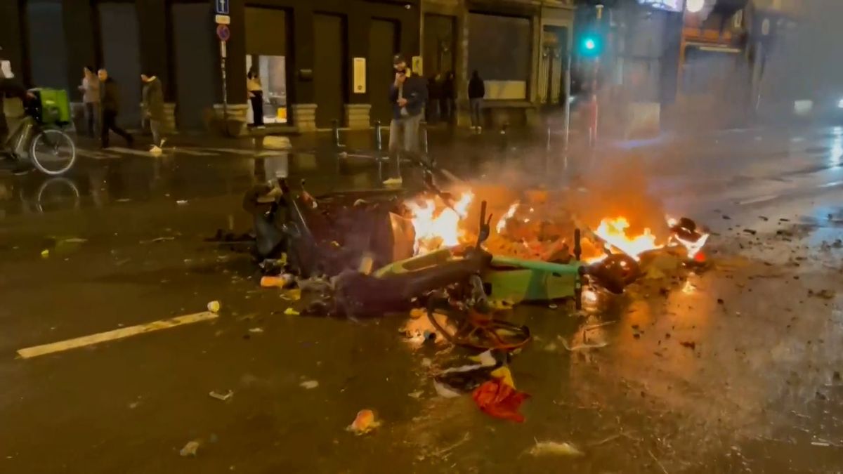 V Belgii a Nizozemsku vypukly po fotbalové výhře Maroka nad Belgií nepokoje